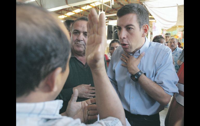 Miguel Castro defiende el proceso de diálogo que intentó mantener con los comerciantes que se oponen a la obra. S. NÚÑEZ  /