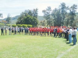 Los jugadores del Rebaño practicaron en la unidad deportiva “Margarito Ramírez”, en Atotonilco, Jalisco. E. LÓPEZ  /