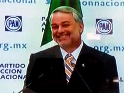 Emilio González hizo oficial su salida de la contienda interna del partido blanquiazul en un mensaje televisado este mediodía. ESPECIAL  /