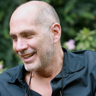 Guillermo Arriaga prefiere el cine de riesgo