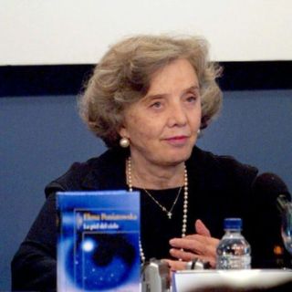 Dan a conocer bases de edición XV del Premio Alfaguara de Novela