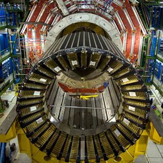 Neutrinos más veloces que la luz, según primeros resultados en el CERN