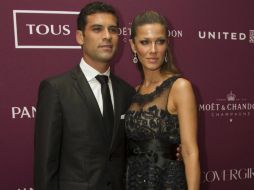 El futbolista Rafa Márquez (i) y la modelo Jaydy Michel (d) posan, en la gala del evento en Nueva York. EFE  /