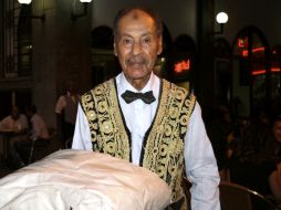 Mohamed Rahali (foto) tiene 77 años, es alto, delgado y con un pequeño bigote.EFE  /
