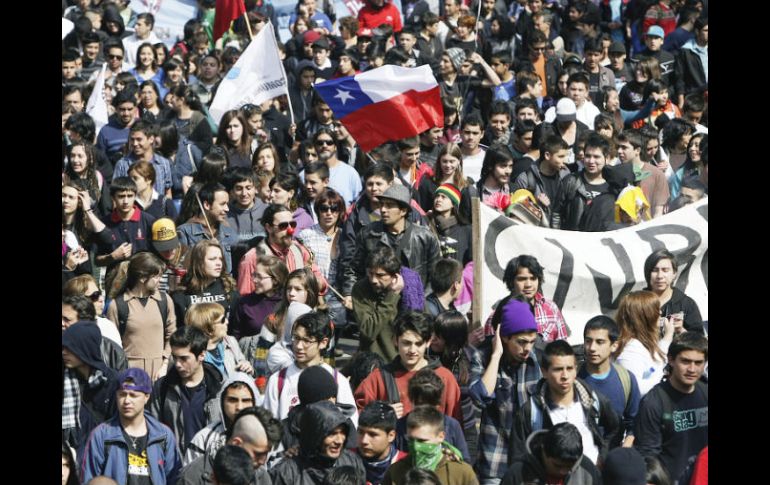 La huelga estudiantil en Chile, que se ha prolongado durante cuatro meses, pugna por una mejor educación pública. EFE  /