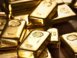 El desplome del metal llega en un día de incertidumbre en Wall Street , el Dow Jones cayó el 3.51 % por la operación Twist. ARCHIVO  /