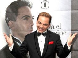 En el concierto, el intérprete logró la ovación de un público que lo apoyó de principio a fin. ARCHIVO  /