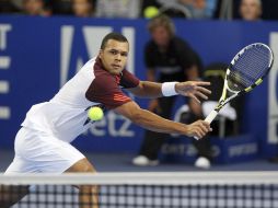 Jo-Wilfried Tsonga se alzó con el título en el torneo de Metz. AP  /