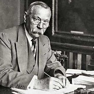 Sale a la venta la primera novela de Conan Doyle 137 años después