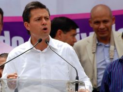 Dicutirán el método de elección del candidato del PRI la Presidencia. En la foto Peña Nieto fue acreditado por el sector popular. NTX  /