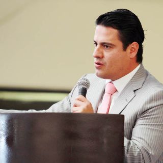 Valoran permanencia de director del IMAJ