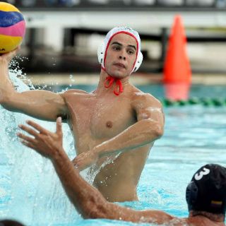 El equipo nacional de polo acuático se prepara para los JP