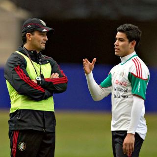 Zaragoza adelanta la convocatoria de Juárez y Barrera