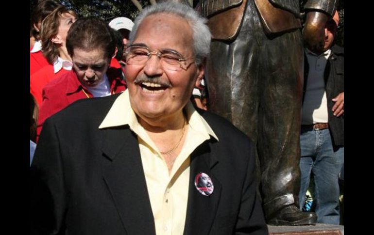 El conocido rey del humorismo blanco de 85 años se encuentra en terapia intensiva.  /