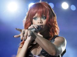 Rihanna llegó a Irlanda para grabar su último vídeo clip, lo que ha despertado gran expectación entre los jóvenes de la zona. ARCHIVO  /