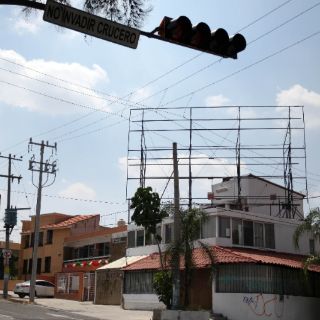 Alcalde tapatío ordena investigación sobre licencias a espectaculares