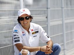 Alberto Schmitter analiza varios factores que benefician o afectan a 'Checo' Pérez. AP  /