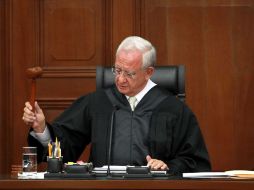 El ministro Juan Silva Meza fue de los que votaron a favor de la despenalización del aborto en el Distrito Federal. NTX  /