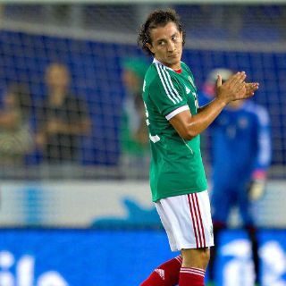 Guardado celebra 25 años con silencio y en uno de sus mejores momentos