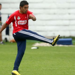 ''Güero'' Real realiza cinco cambios otra vez