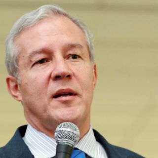 Pese a disminución de recursos, ejecutivo rechaza nuevos impuestos