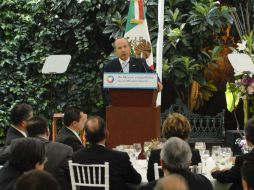 Felipe Calderón  aseguró que los atletas 'han puesto en alto el nombre de su estado, de su familia, y de México. NOTIMEX  /