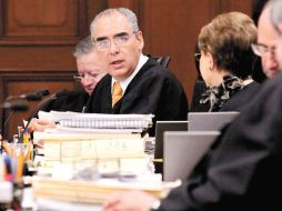 El ministro Fernando Franco presentó el proyecto que a la hora de la votación no pudo validarse. EL UNIVERSAL  /