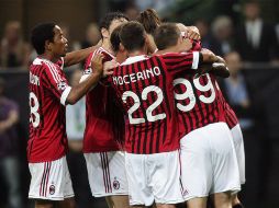 El Milán, parece repuesto de su irregular inicio, dos empates y una derrota en Nápoles. EFE  /