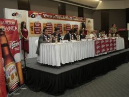 Alfredo Sahagún Michel fue el encargado de presentar el cartel. E FLORES  /