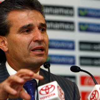 De la Torre explicará su proyecto para comprar a Atlas