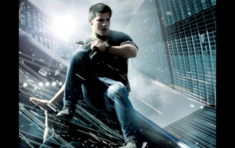 Con 'Sin escape', el actor Taylor Lautner regresa a la pantalla grande. ESPECIAL  /