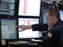 El PIB estadounidense reportó un crecimiento por encima de la tasa del 1.0% reportada inicialmente. AP  /