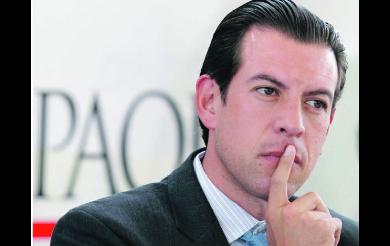 Miguel Castro, alcalde de Tlaquepaque, cuestiona el aumento del monto destinado para la adquisición de las videocámaras.  /