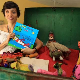 Los dinosaurios viven en la Luna: Tessie Solinís