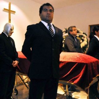 Acudirán familiares y amigos a cremación de los restos de 'Capulina'