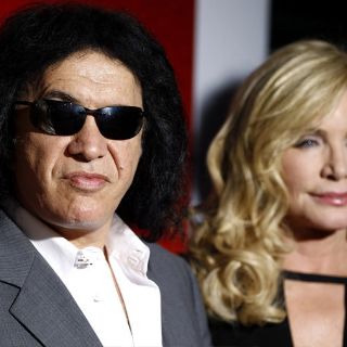 Gene Simmons se casa con la actriz Shannon Tweed