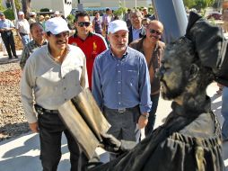 González Márquez hizo las declaraciones tras inaugurar el paseo San Ignacio.  /