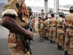 Miles de opositores yemenitas protestaron la víspera contra Saleh para exigir que él y su régimen sean llevados ante la Justicia.  /