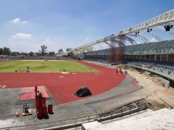 El mandatario señala que al estadio Panamericano de Atletismo sólo le falta el acceso, y estará listo 10 días antes de la justa.  /