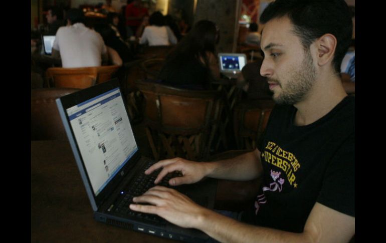 Las únicas redes sociales que han formado los principios de seguridad son: Facebook, Microsoft Europe, MySpace y Tuenti.  /