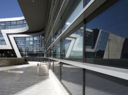 La firma de arquitectos de Zaha Hadid diseñó la Academia Evelyn Grace de Londres. REUTERS  /