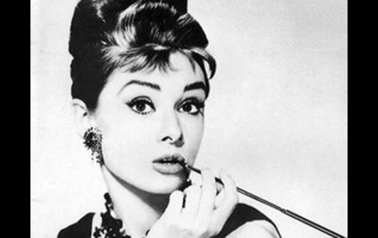 Afirman que en Roma, Audrey Hepburn (1929-1993) se hizo mujer, terrenal. ESPECIAL  /