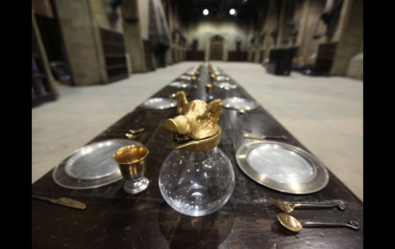 Los 'Pottermaníacos' podrán ver también numerosos objetos de utilería. REUTERS  /
