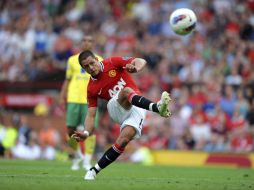 A pesar de algunos accidentes, ya sean de menor o mayor magnitud, Javier Hernández ha sabido superarlos para triunfar en la cancha. EFE  /