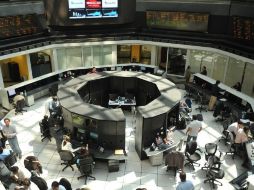 Las acciones de la cementera cerraron este lunes en la BMV con un valor de 3.72 pesos. ARCHIVO  /