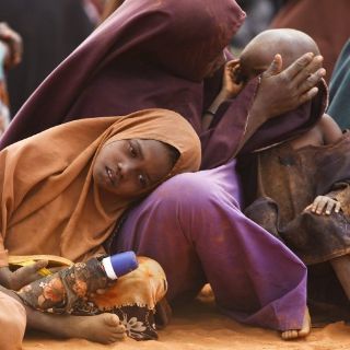 Bono y demás famosos lanzan campaña contra hambruna