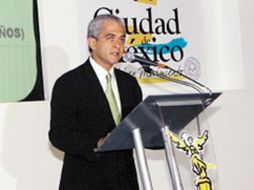 Miguel Angel Mancera señaló que al parecer no existen filtros ni mecanismos de seguridad como rayos X.  /