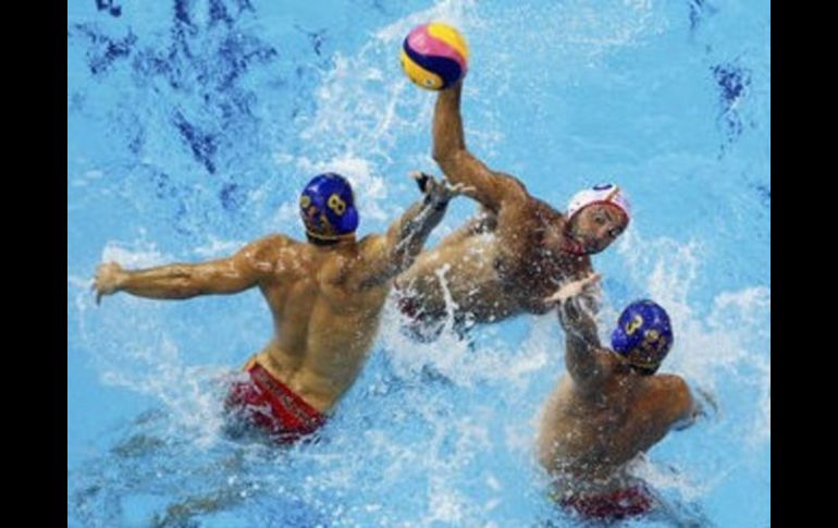 El polo acuático es una de las disciplinas que han permanecido en el programa oficial de los JP desde 1951. ARCHIVO  /