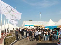 En la inauguración de la Villa Panamericana estuvieron presentes Aristotételes Sandoval, Emilio González y el presidente de la Odepa.  /