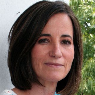 Mónica Lavín recomienda autores y títulos a lectores capitalinos